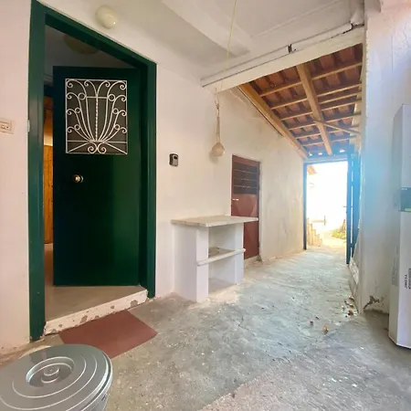 Holiday home Gregory's House